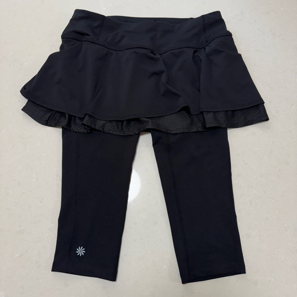 Athleta Split Time 2 in 1 Capri Skort Black Size S